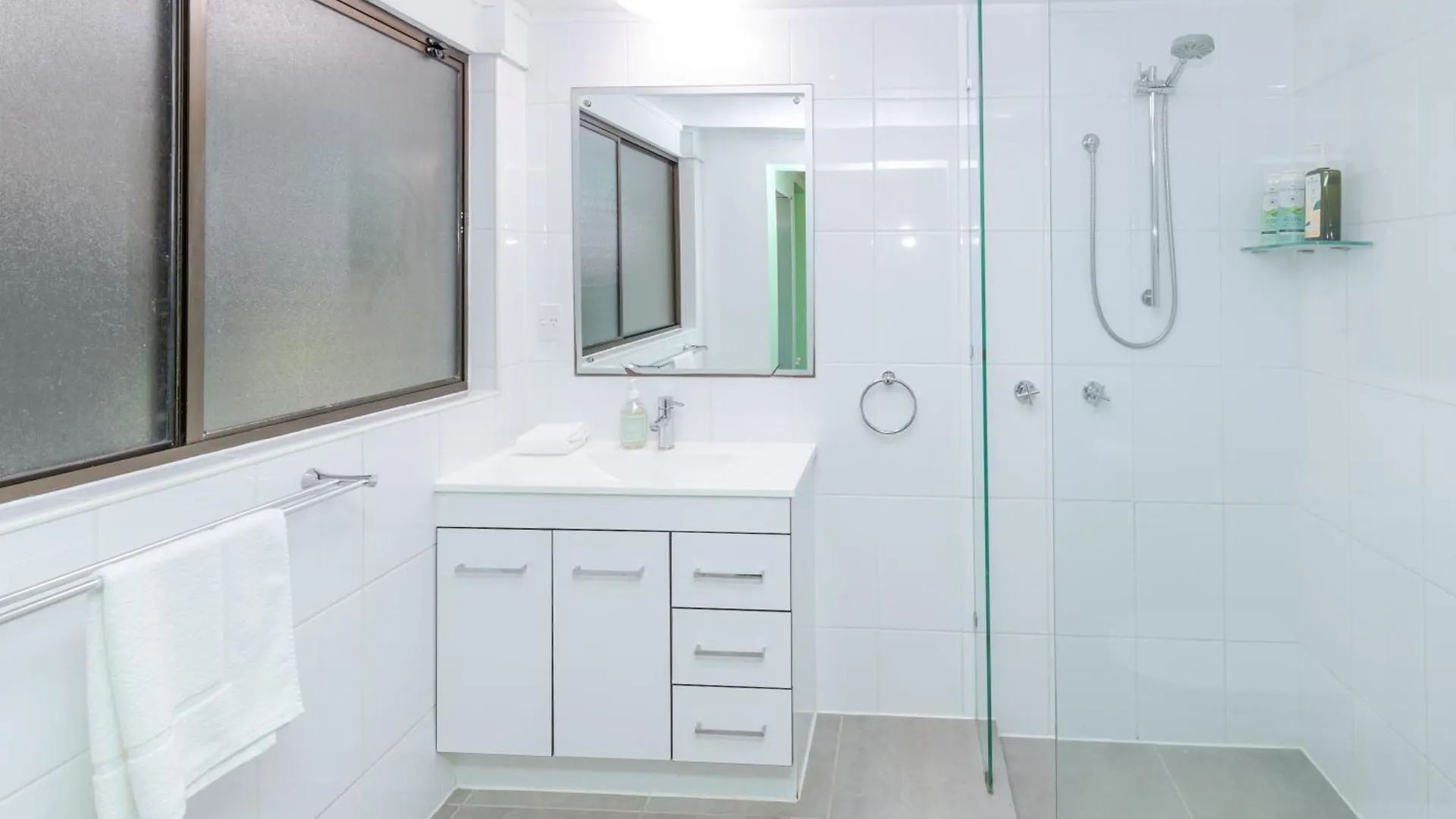 Buderim Lodge - Family Fun In Heart Of Sunshine Coast With Pool & Separate Studio